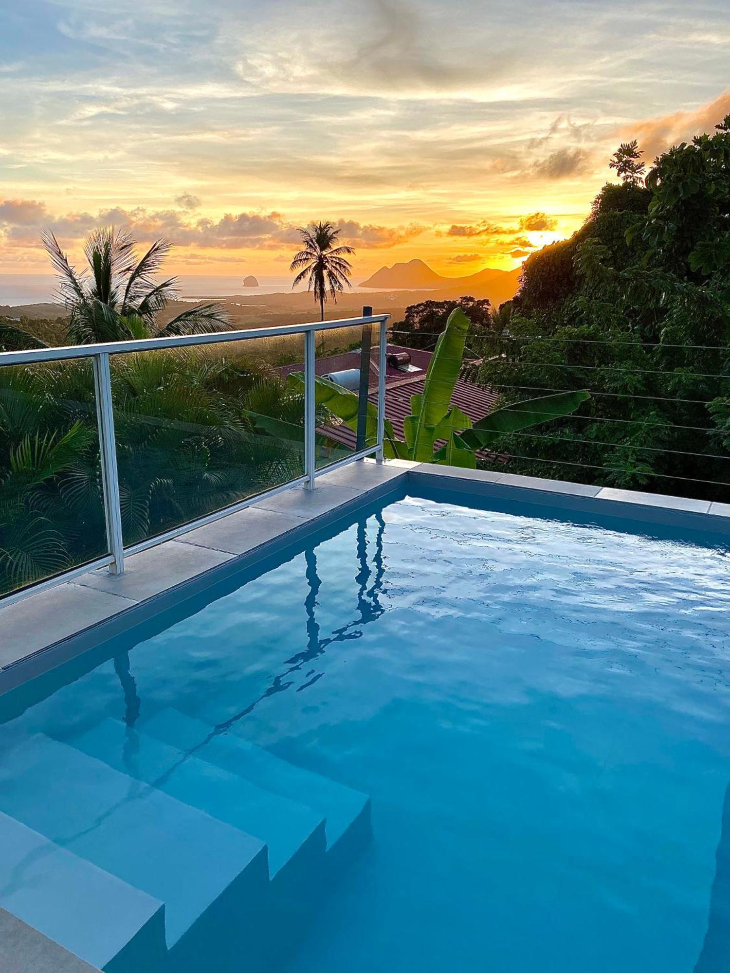 Les Villas Pameyaque 2 F2 Avec 1 Piscine Et 1 F3 Avec 1 Piscine, Superbe Vue Sur La Mer Riviere-Salee 외부 사진